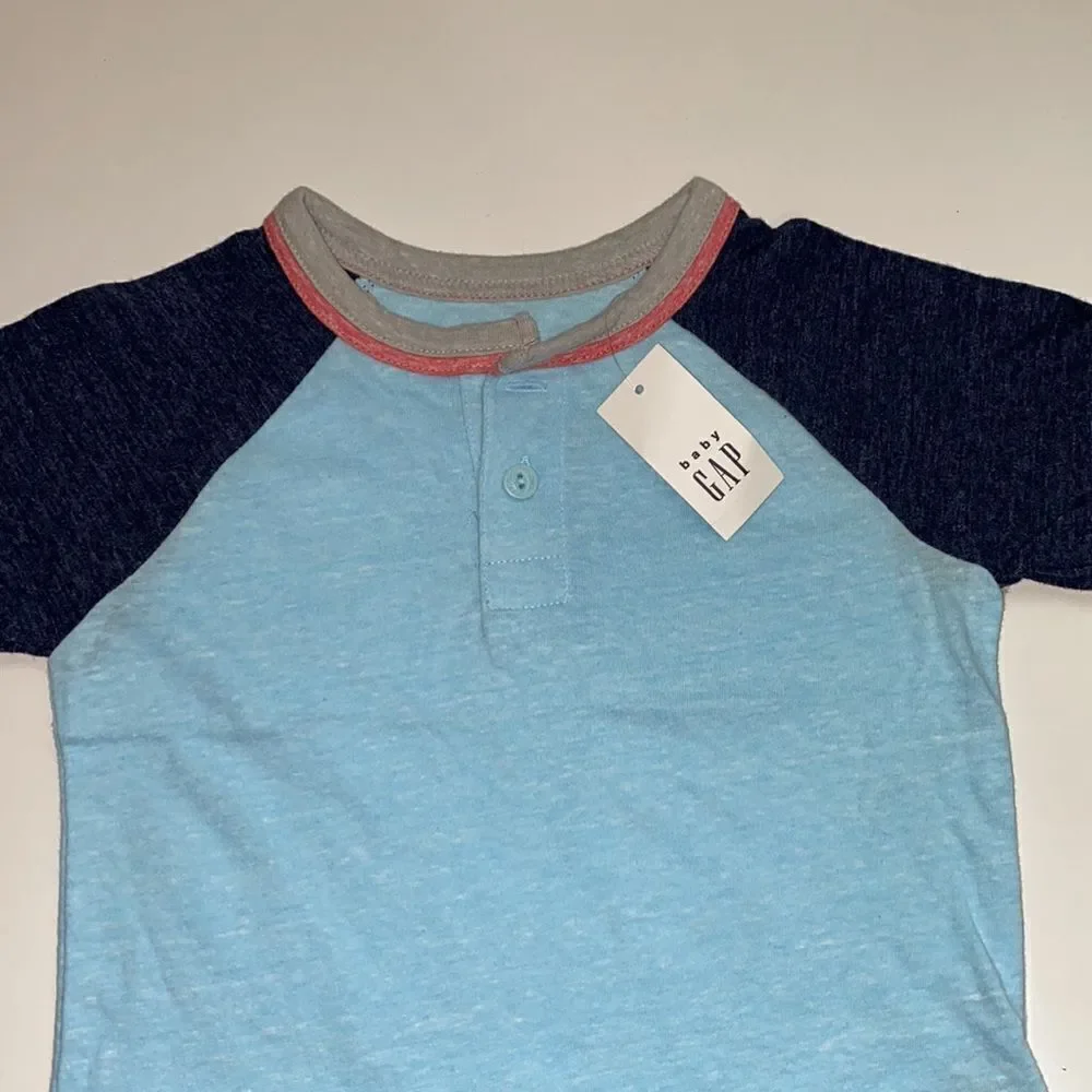 Gap tshirt boys kids sz 18-24 months New